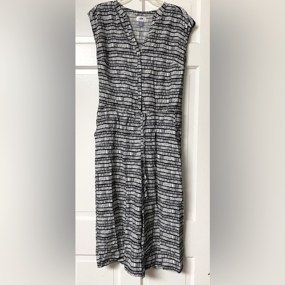 Black and white wide leg jumpsuit